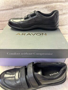Aravon Flora black walking shoes